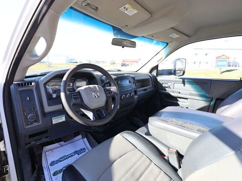 Used 2012 RAM 5500 w/ PWR Accessory Group image 10