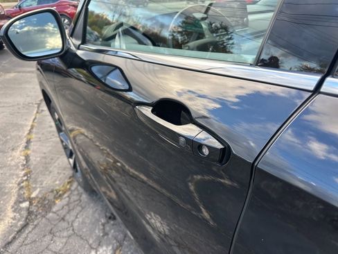 Used 2022 Mitsubishi Outlander SEL image 11