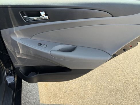 Used 2013 Hyundai Sonata GLS w/ Popular Equipment Pkg FWD image 17