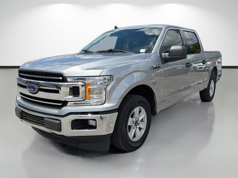 Used 2020 Ford F150 XLT w/ Equipment Group 301A Mid RWD image 7