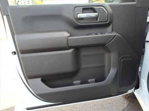 New 2026 Chevrolet Silverado 2500 Custom w/ Custom Value Package image 15