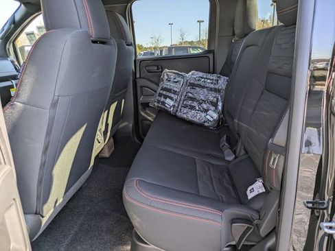 New 2026 Nissan Frontier PRO-4X w/ Pro-4x Convenience Package image 12