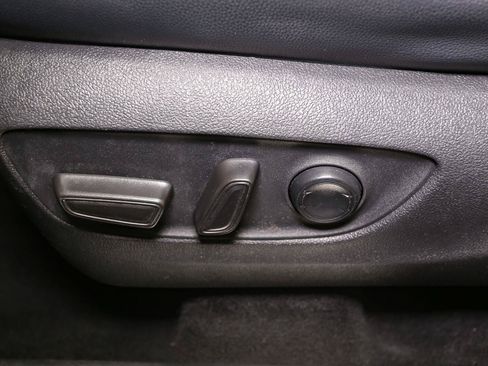 Used 2022 Toyota Highlander Limited AWD/4WD image 48