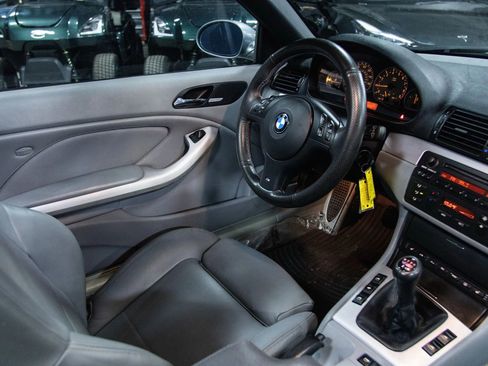 Used 2004 BMW M3 Convertible image 35