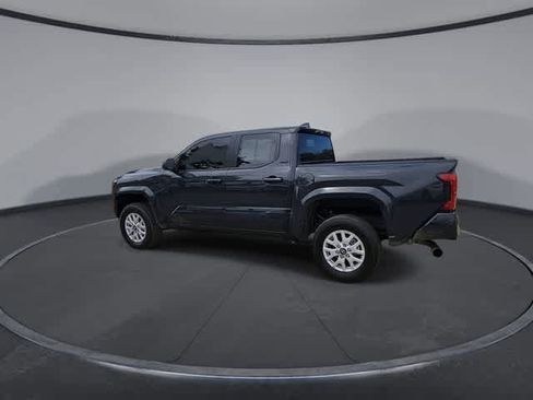Used 2025 Toyota Tacoma SR5 image 6