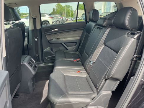 Used 2022 Volkswagen Atlas SEL R-Line AWD/4WD image 30