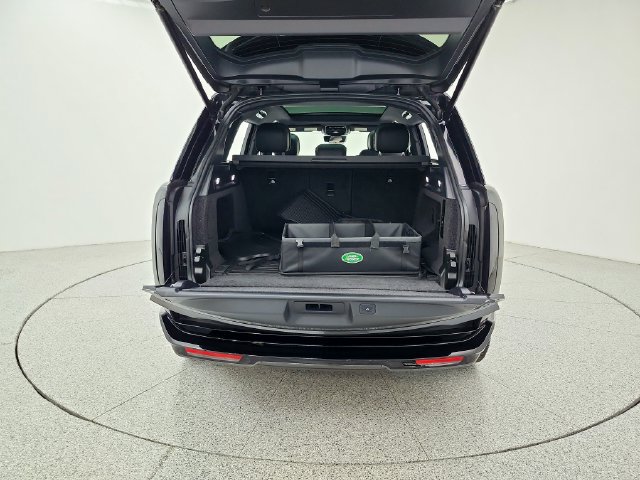 Certified 2023 Land Rover Range Rover SE AWD/4WD image 19