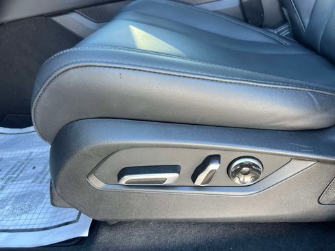 Used 2023 Acura MDX SH-AWD image 19