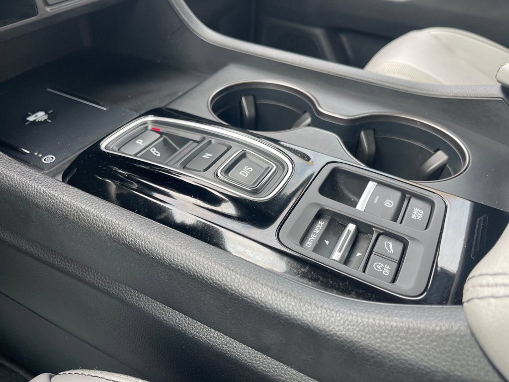 Used 2024 Honda Pilot EX-L image 19