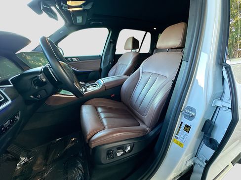 Certified 2022 BMW X5 sDrive40i w/ Premium Package image 21