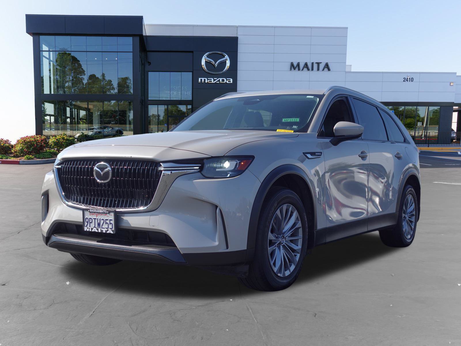 Used 2024 MAZDA CX-90 Plug-In Hybrid w/ Preferred AWD/4WD image 9