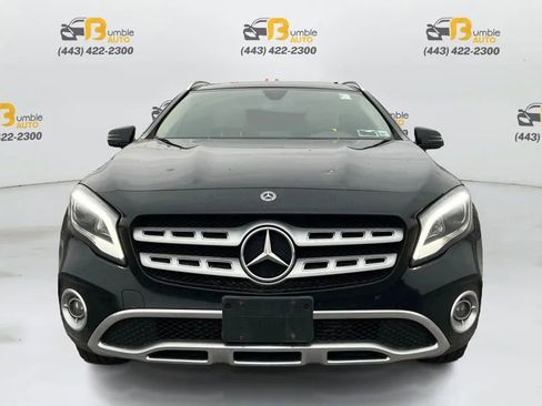 Used 2018 Mercedes-Benz GLA 250 4MATIC image 2
