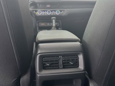 Used 2026 Honda CR-V Sport image 33