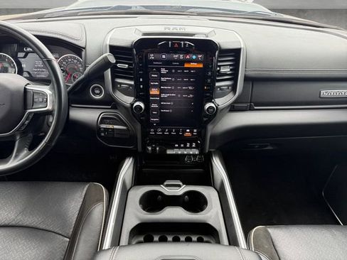 Used 2023 RAM 2500 Laramie AWD/4WD image 3
