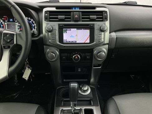 Used 2016 Toyota 4Runner SR5 Premium AWD/4WD image 29