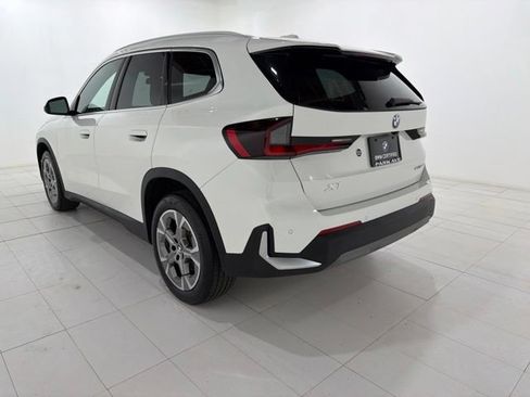 Certified 2023 BMW X1 xDrive28i w/ Convenience Package AWD/4WD image 3