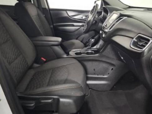 Used 2018 Chevrolet Equinox LT image 21