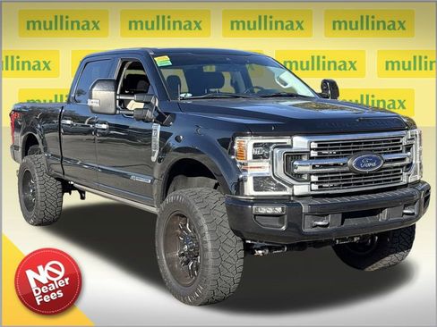 Used 2021 Ford F350 Limited image 1