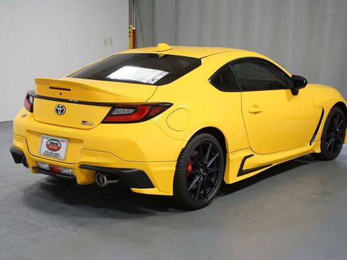 New 2026 Toyota GR86 YUZU Limited image 8