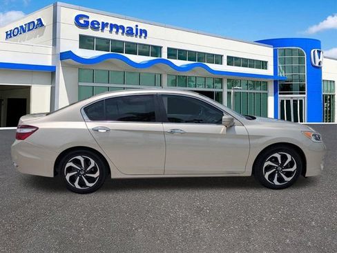 Used 2017 Honda Accord EX-L image 4