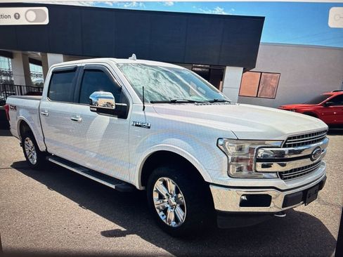Used 2018 Ford F150 Lariat w/ Equipment Group 502A Luxury AWD/4WD image 2