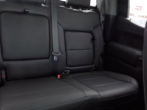 Certified 2022 GMC Sierra 1500 SLT w/ SLT Premium Plus Package image 12