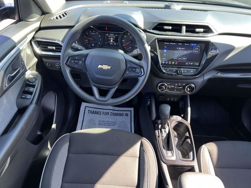 Certified 2023 Chevrolet TrailBlazer LT w/ Convenience Package image 14