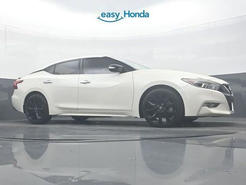 Used 2017 Nissan Maxima SR w/ Midnight Edition image 26