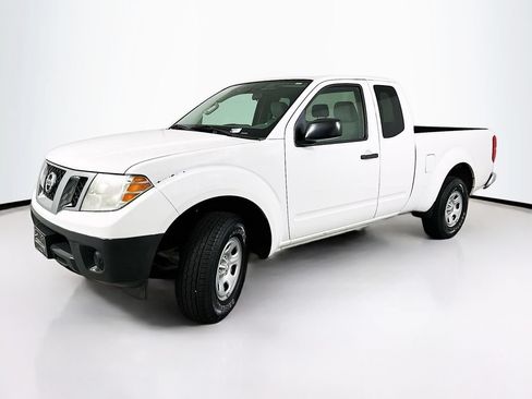 Used 2015 Nissan Frontier S w/ S Preferred Package RWD image 1