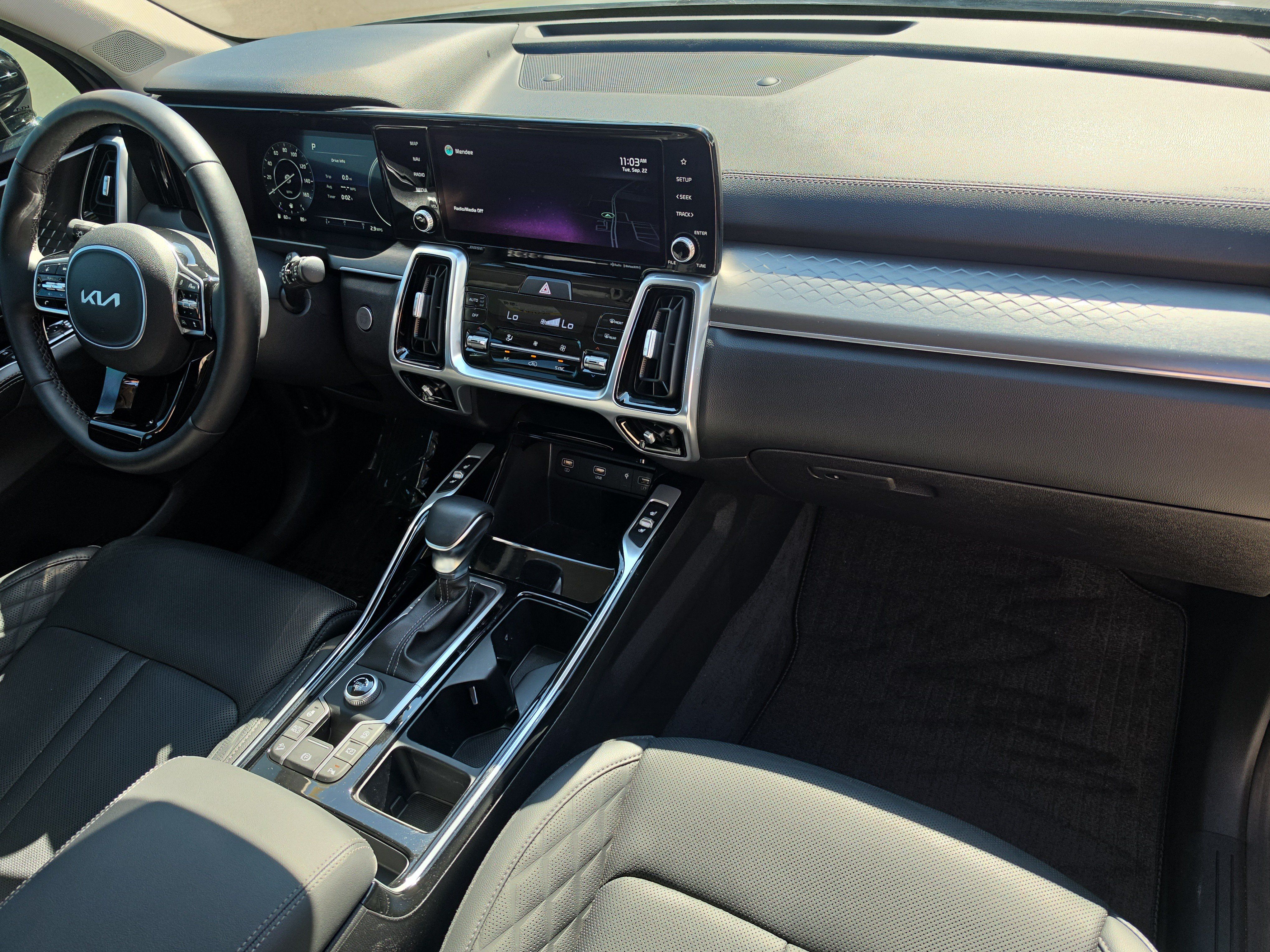 Certified 2022 Kia Sorento SX FWD image 12
