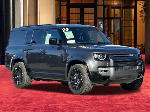 Used 2024 Land Rover Defender 130 Outbound image 8