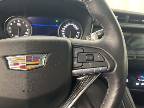 Used 2024 Cadillac XT6 Sport w/ Technology Package image 12