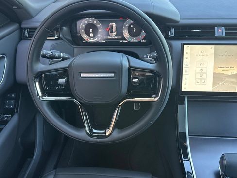 New 2026 Land Rover Range Rover Velar Dynamic SE AWD/4WD image 11