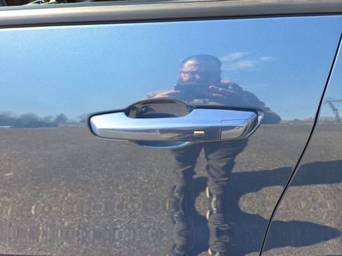 New 2026 Chevrolet Traverse LT image 19