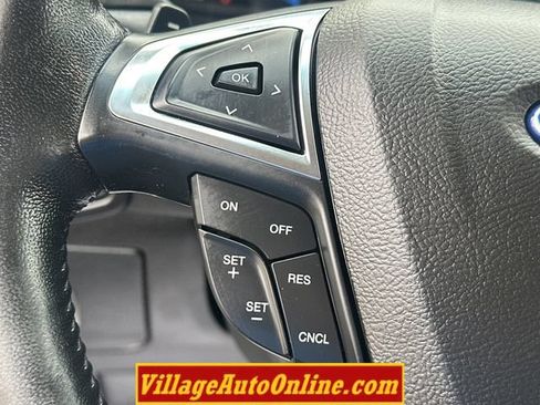 Used 2017 Ford Edge SEL w/ Utility Package FWD image 30