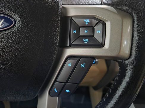 Used 2021 Ford F250 Lariat w/ Lariat Ultimate Package AWD/4WD image 47