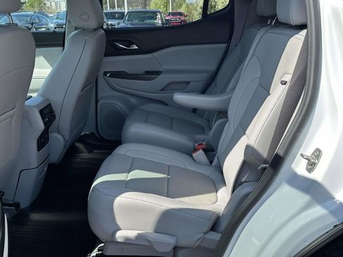 Used 2020 GMC Acadia SLT image 10