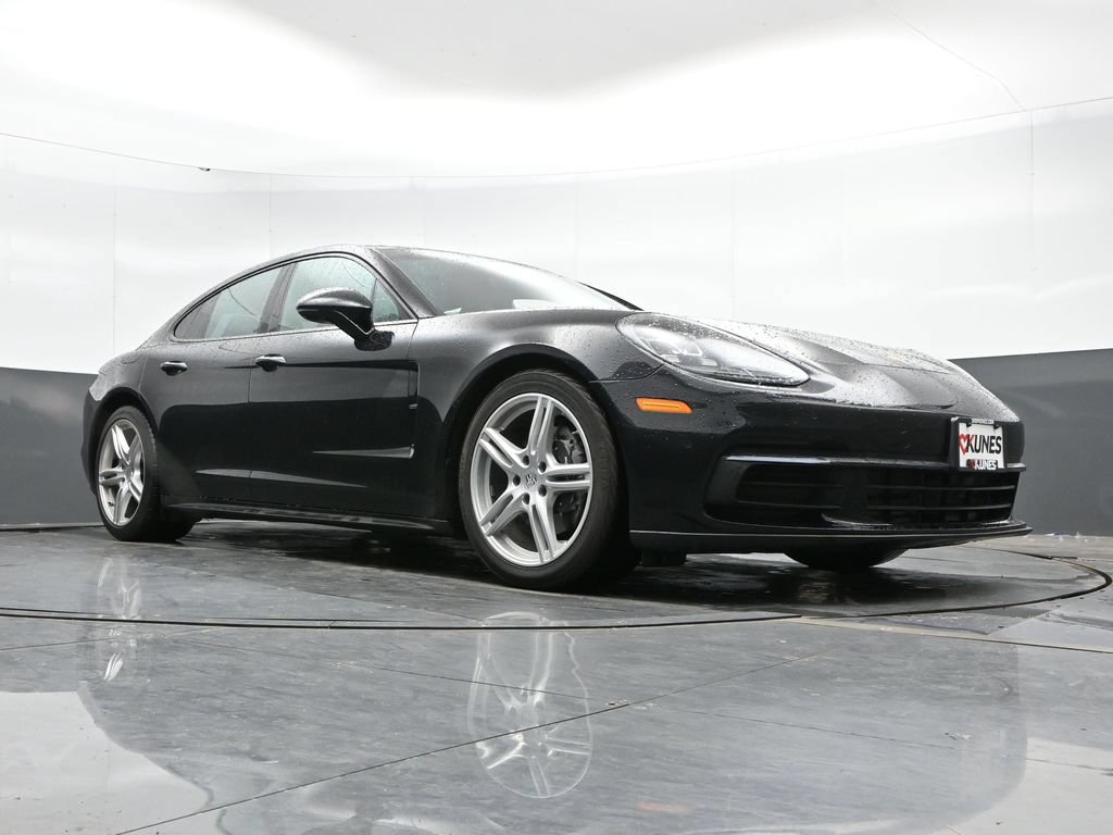 Used 2019 Porsche Panamera image 47