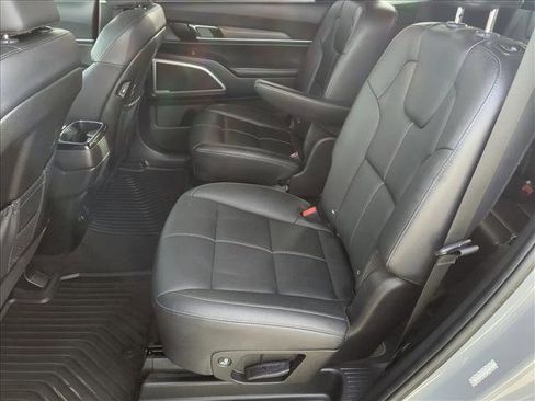 Used 2022 Kia Telluride EX w/ EX Premium Package image 20
