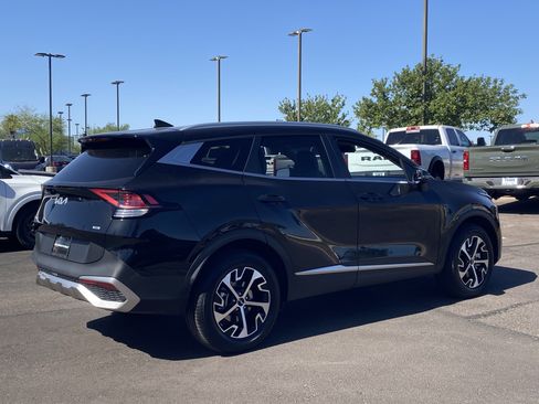 Certified 2023 Kia Sportage EX AWD/4WD image 5