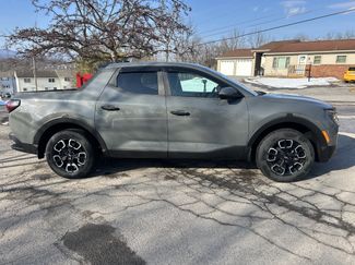 Used 2022 Hyundai Santa Cruz SEL video 2
