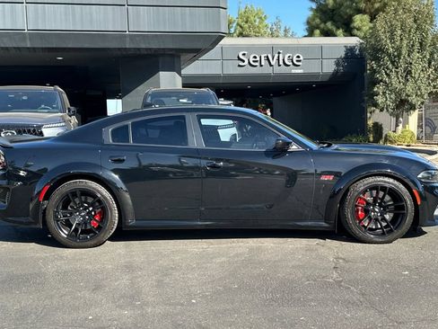 Used 2022 Dodge Charger Scat Pack RWD image 3