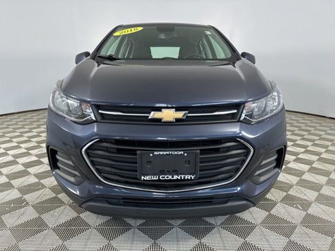 Used 2018 Chevrolet Trax LS w/ LPO, Protection Package FWD image 2