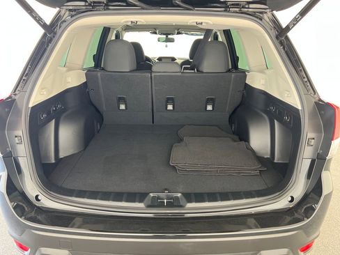 Used 2024 Subaru Forester Premium AWD/4WD image 25