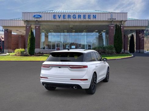 New 2026 Lincoln Corsair Grand Touring image 8