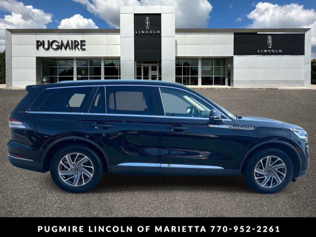 Used 2020 Lincoln Aviator AWD w/ Class IV Trailer Tow Package image 8