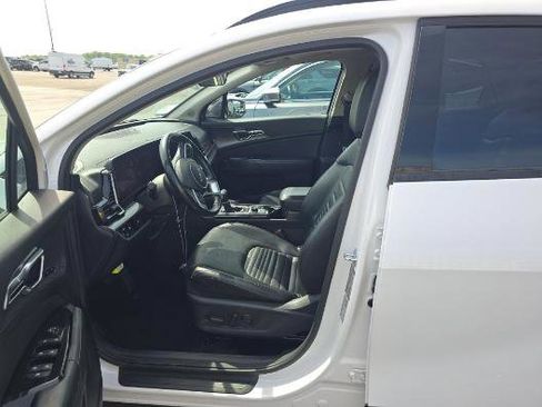 Used 2023 Kia Sportage SX FWD image 8