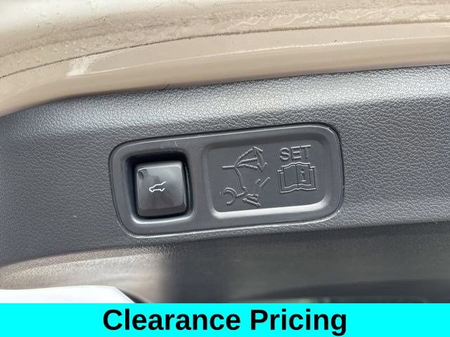 Used 2023 Ford Expedition Max Platinum AWD/4WD image 39