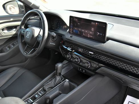 Used 2024 Honda Accord Sport image 42