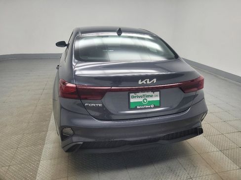 Used 2023 Kia Forte LXS w/ LXS Technology Package FWD image 6